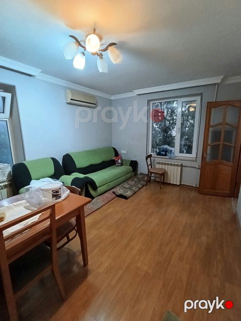 İcarəyə verilir 2 otaqlı köhnə tikili 40 m² — Bakı