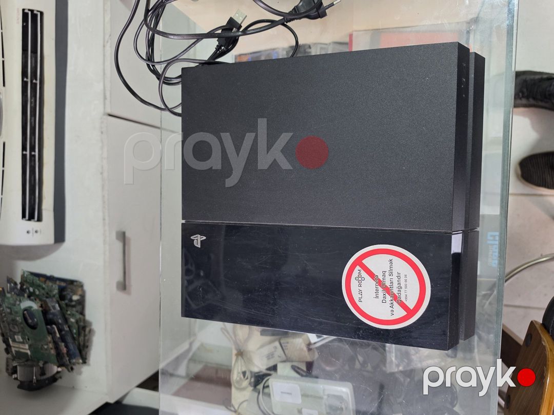 PlayStation 4 — Oyunlar, konsollər və proqramlar, Bakı (4)