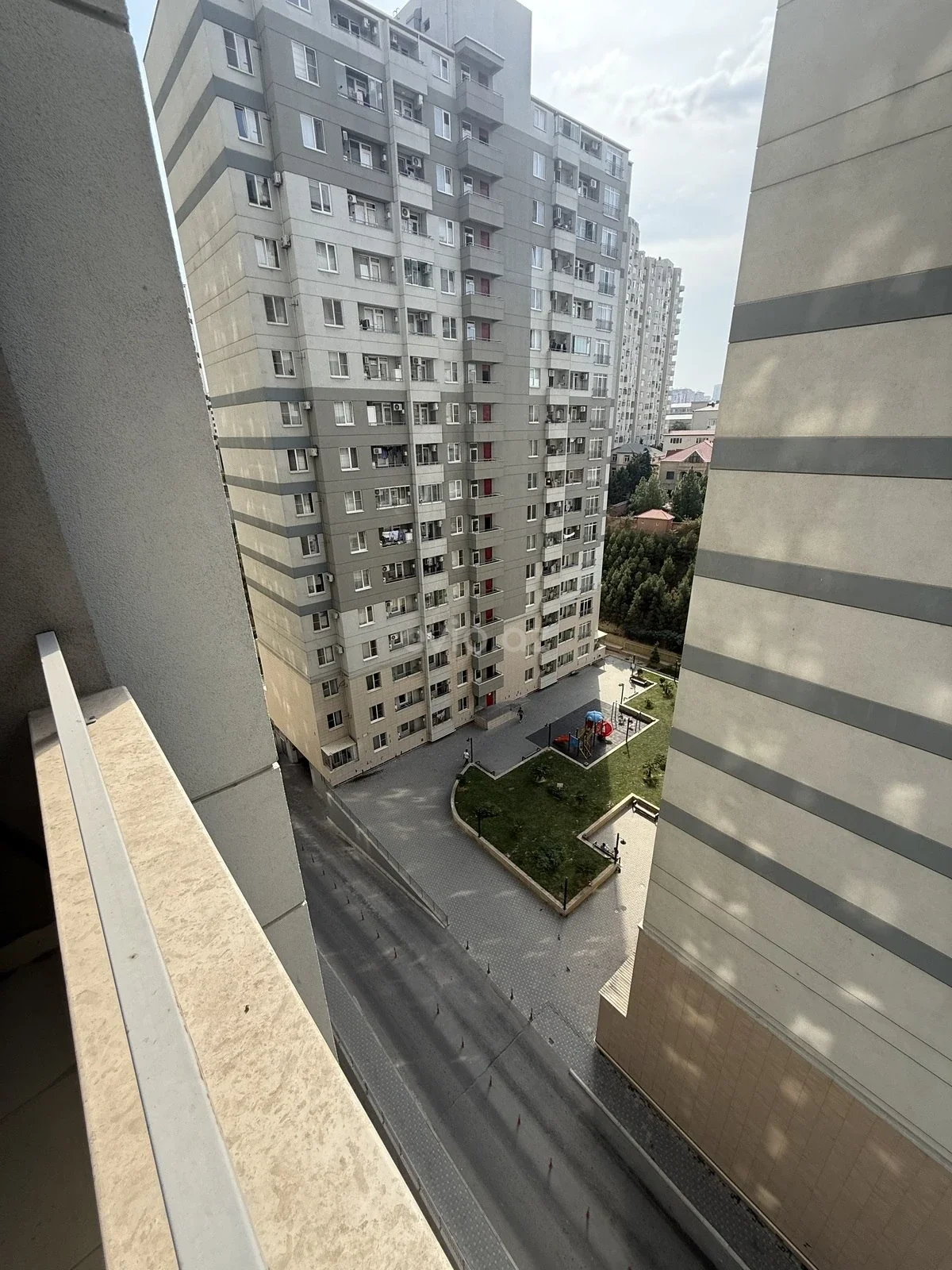 Kirayə 1 otaqlı mənzil 20 Yanvar metrosu yaxınlığında — Mənzil, Bakı (6)