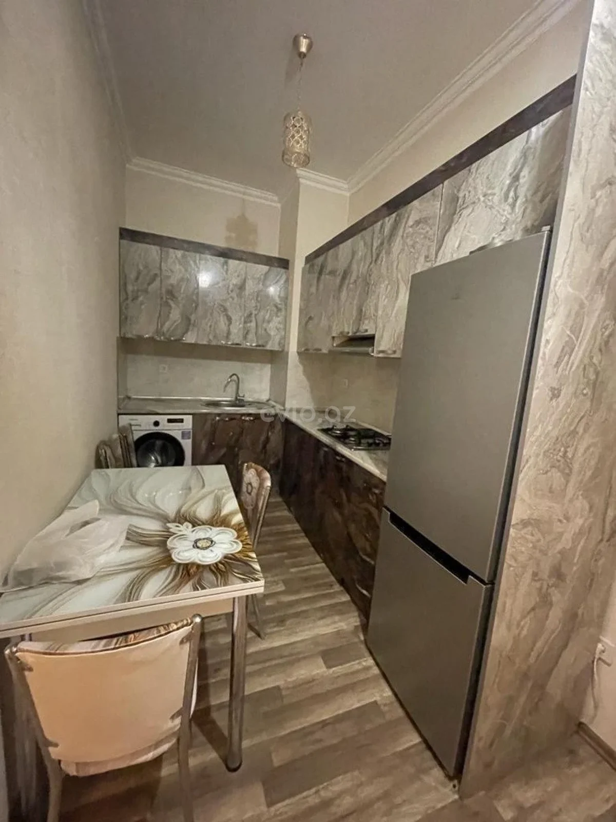 Kirayə 3 otaqlı mənzil 20 Yanvar metrosu yaxınlığında — Mənzil, Bakı (9)