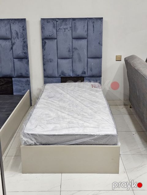 *Carpayı satılır* Ideal vezıyyetde Qıymet 175 - azn *Catdırlma — Digah