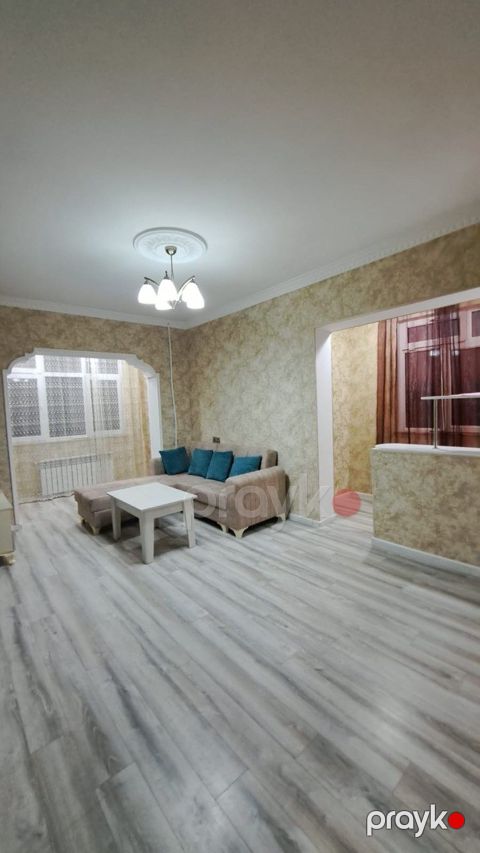 İcarəyə verilir 2 otaqlı köhnə tikili 65 m² — Bakı