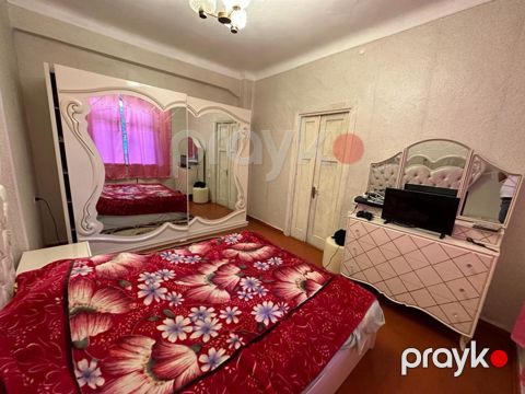 Satılır 2 otaqlı köhnə tikili 47 m² — Bakı