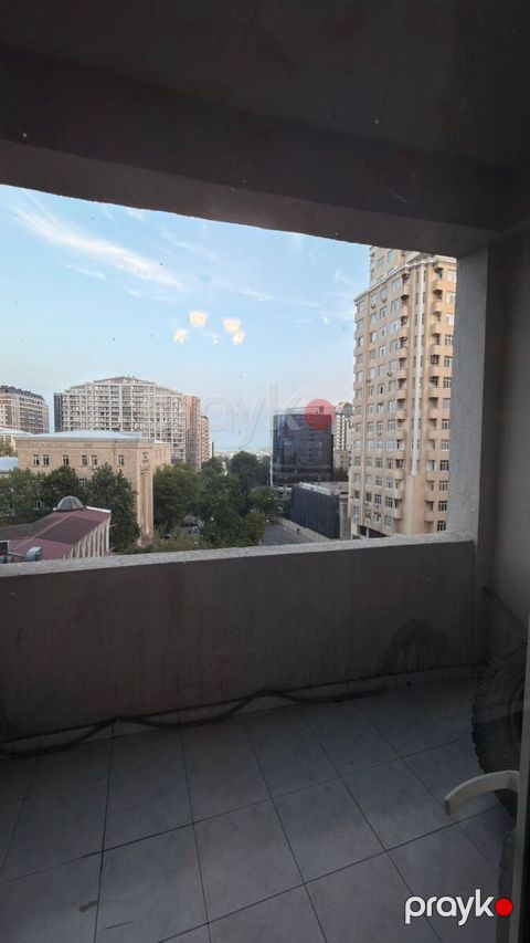 Satılır 4 otaqlı yeni tikili 198 m² — Bakı