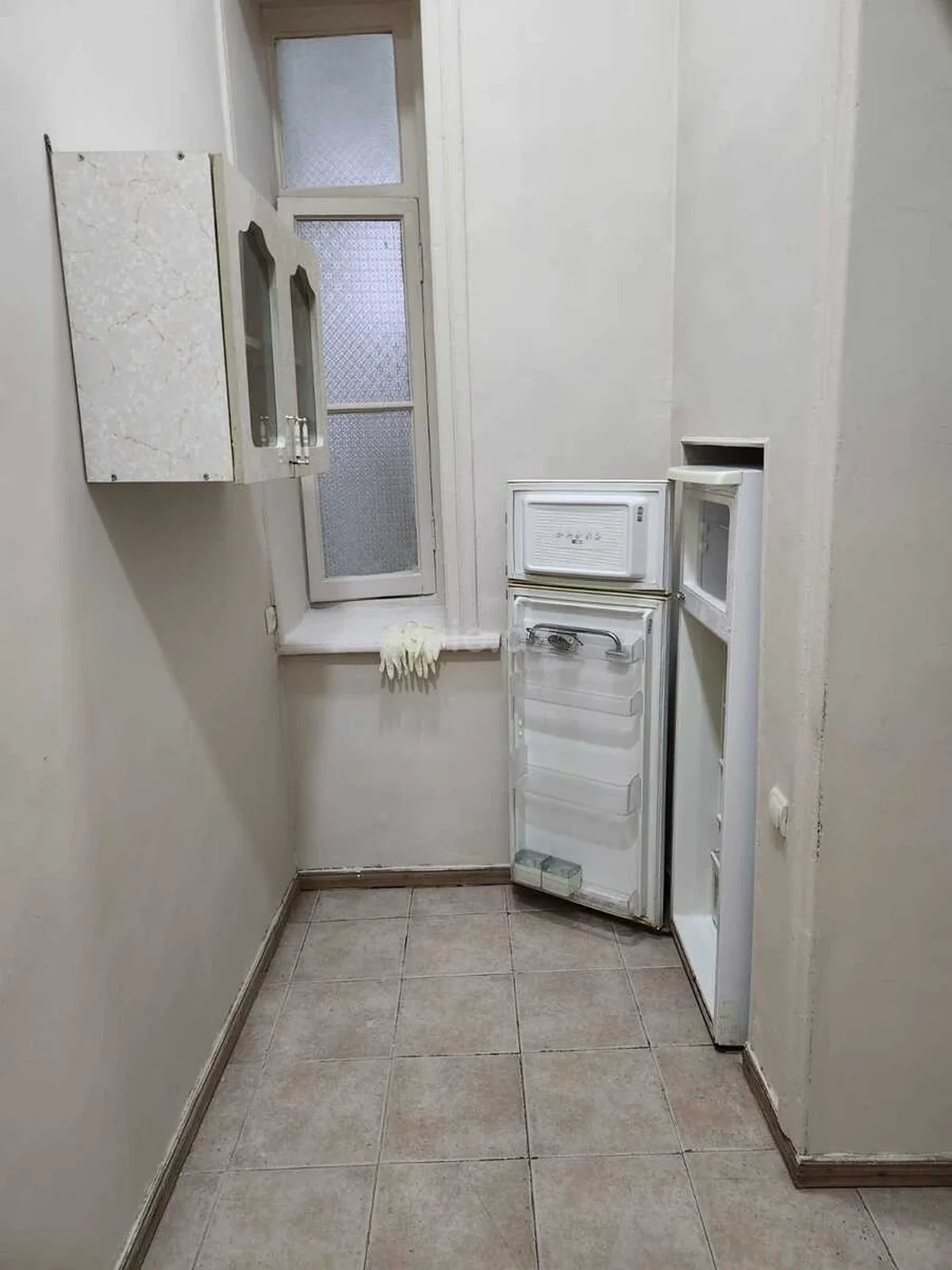 Kirayə 2 otaqlı mənzil İçərişəhər metrosu yaxınlığında — Mənzil, Bakı (11)