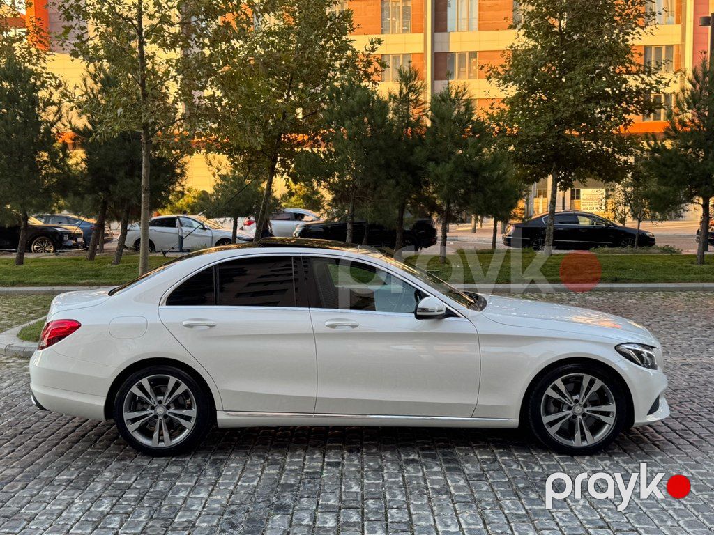 Mercedes C 300, 2.0 L, 2017 il, 86 000 km — Avtomobillər, Bakı (6)