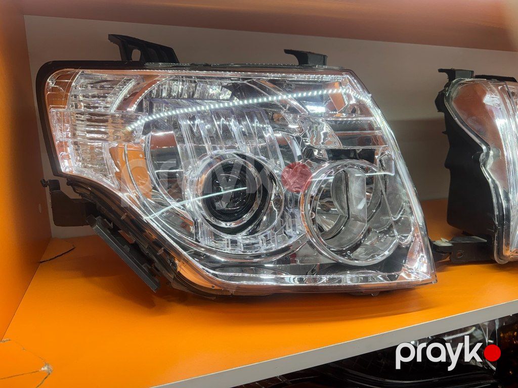 "Mitsubishi Pajero 2006-10" farasl — Ehtiyat hissələri və aksesuarlar, Bakı (2)