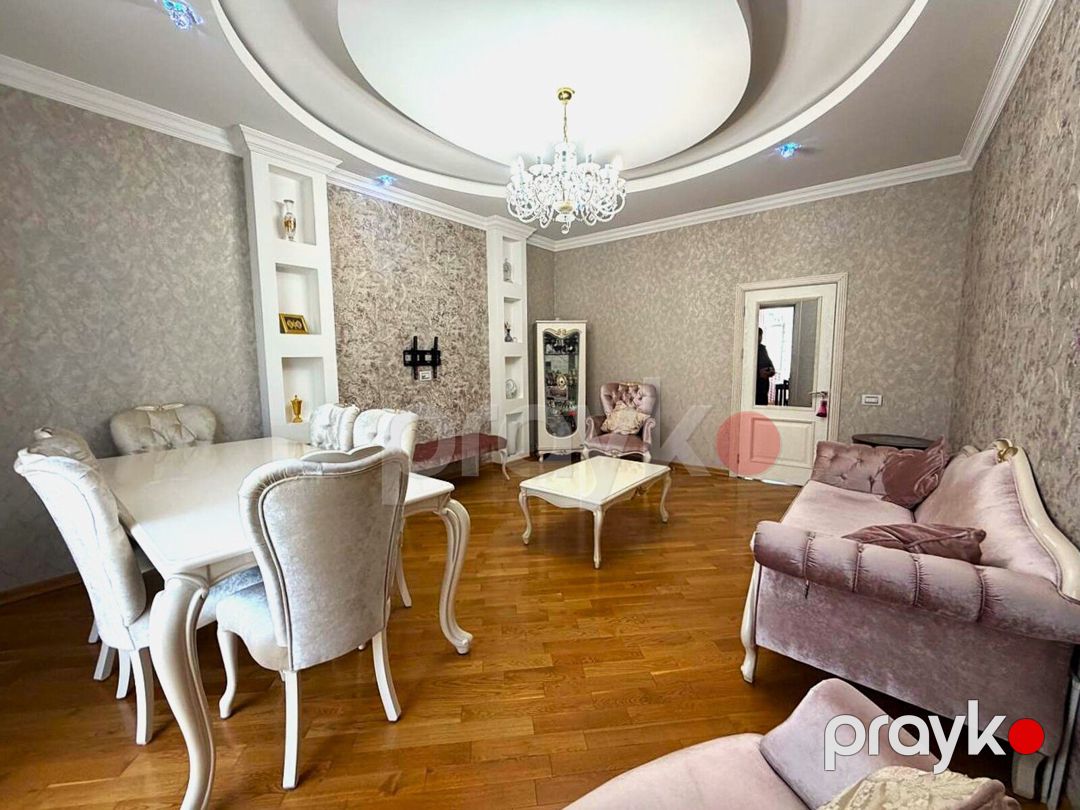 Satılır 3 otaqlı köhnə tikili 100 m² — Mənzil, Bakı (2)