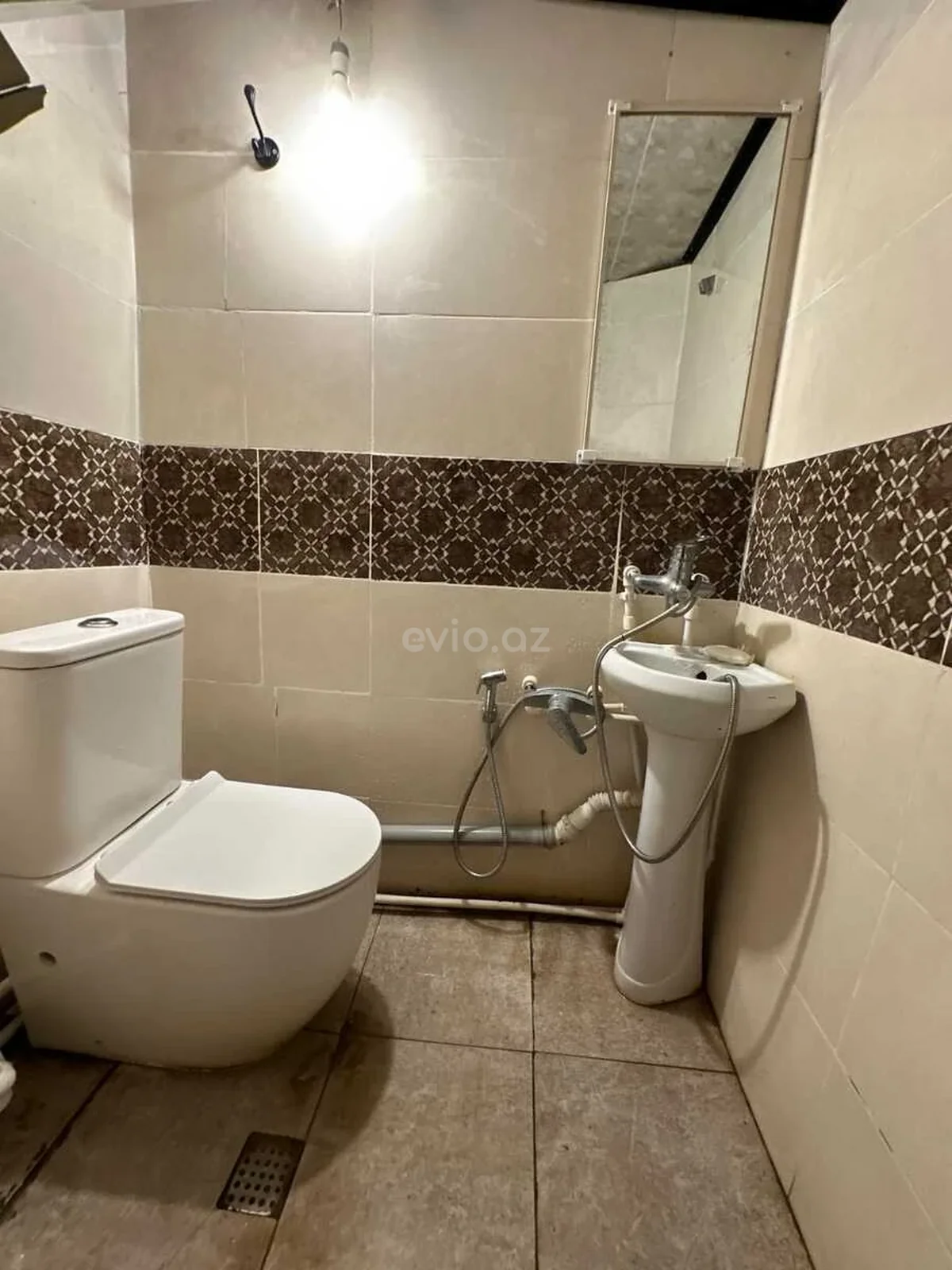 Kirayə 1 otaqlı mənzil Sahil metrosu yaxınlığında — Mənzil, Bakı (12)