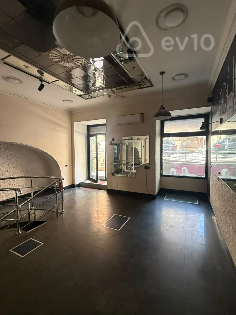 Obyekt, 80 m², iceri seher — kirayə — Bakı