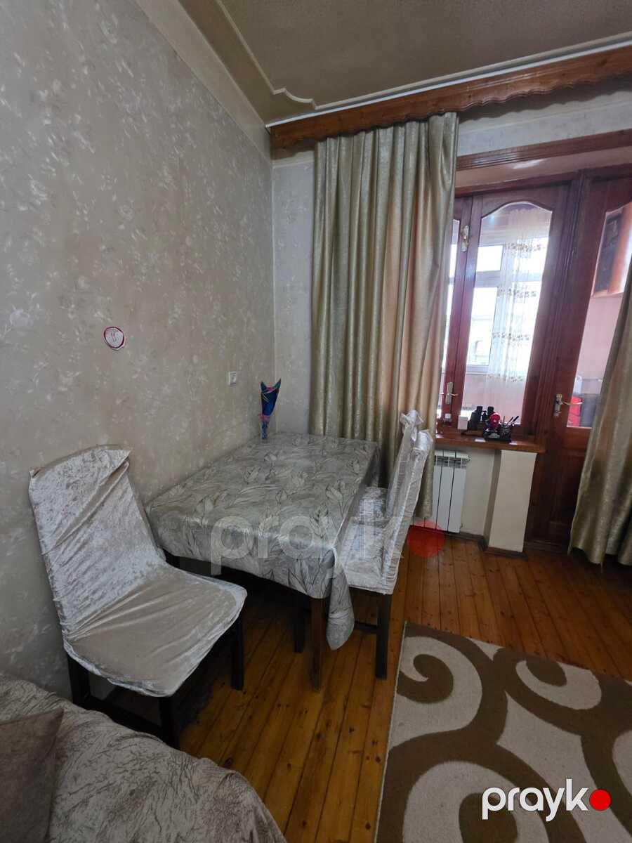 Satılır 2 otaqlı köhnə tikili 65 m² — Mənzil, Bakı (3)