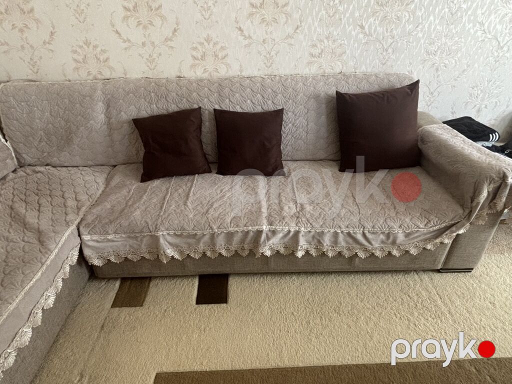 Künc divan satılır. Bej rəngli, yumşaq üzlüklü L formalı künc — Divanlər, Bakı (2)