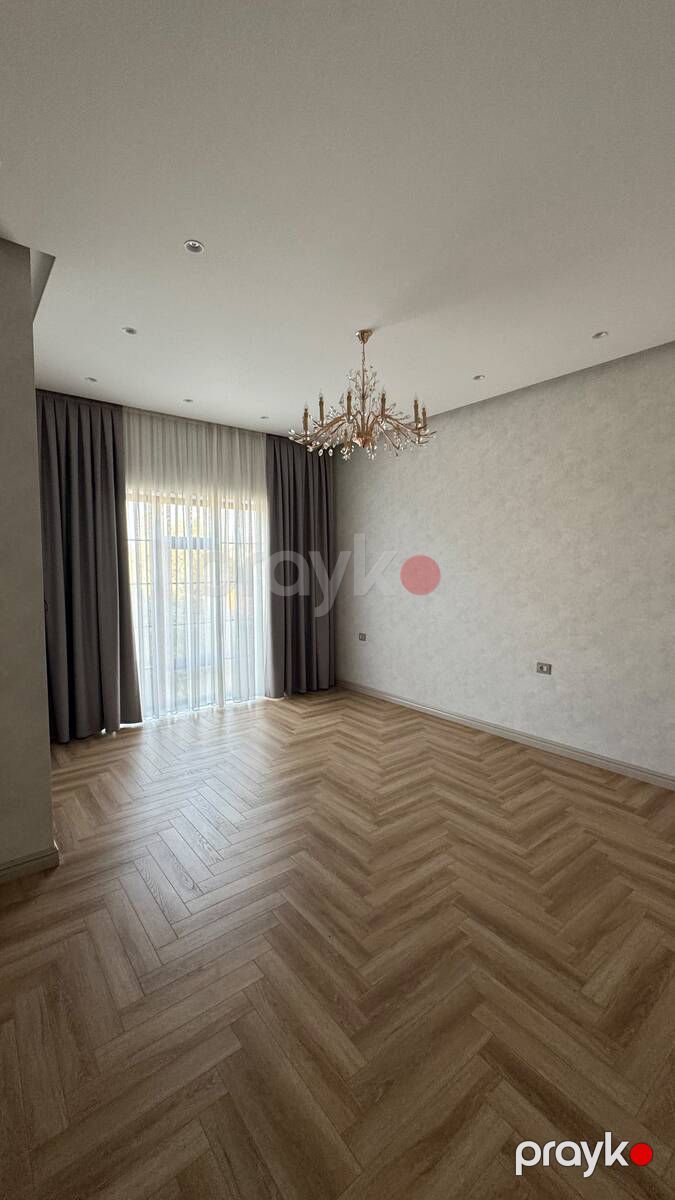 Satılır 6 otaqlı həyət evi/bağ evi 350 m² — Ev, villa, Bakı (12)