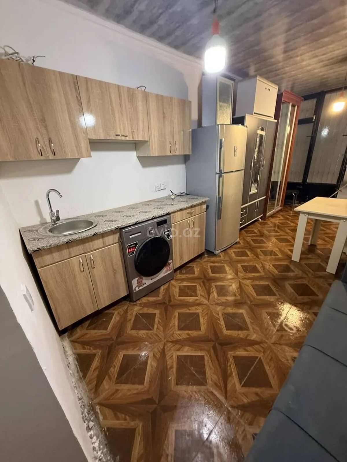 Kirayə 1 otaqlı mənzil İnşaatçılar metrosu yaxınlığında — Mənzil, Bakı (8)