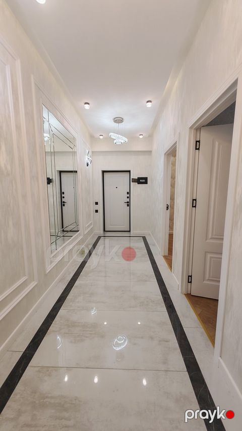 Satılır 3 otaqlı yeni tikili 99 m²