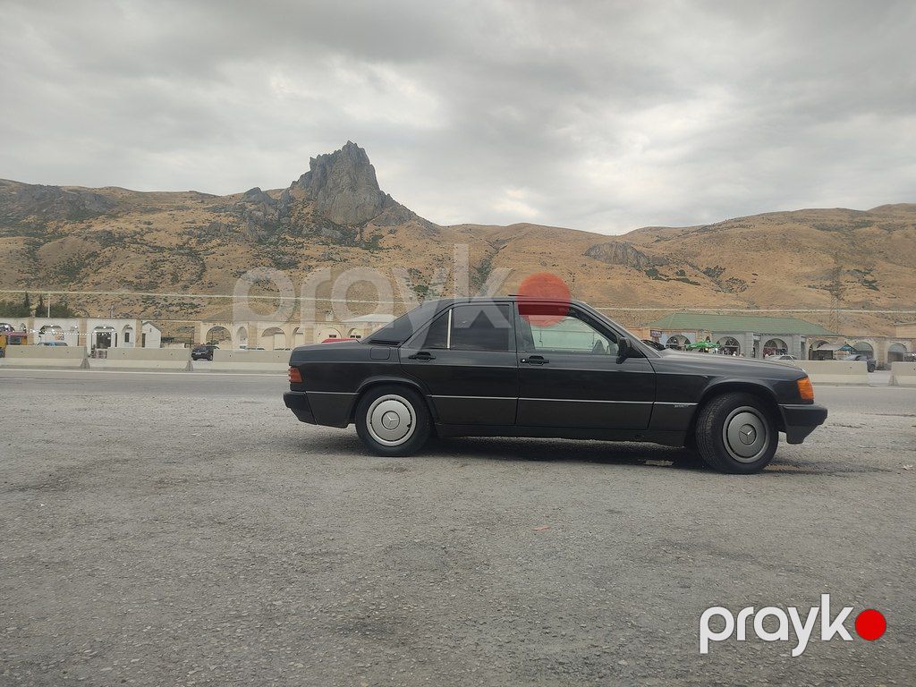 Mercedes 190, 2.0 L, 1990 il, 298 000 km — Avtomobillər, Quba (4)