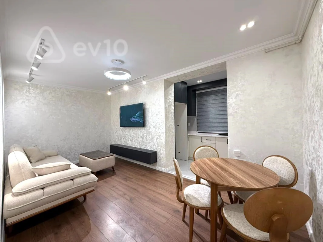 3 otaqlı mənzil, 60 m², Məmməd Araz küçəsi — kirayə — Bakı