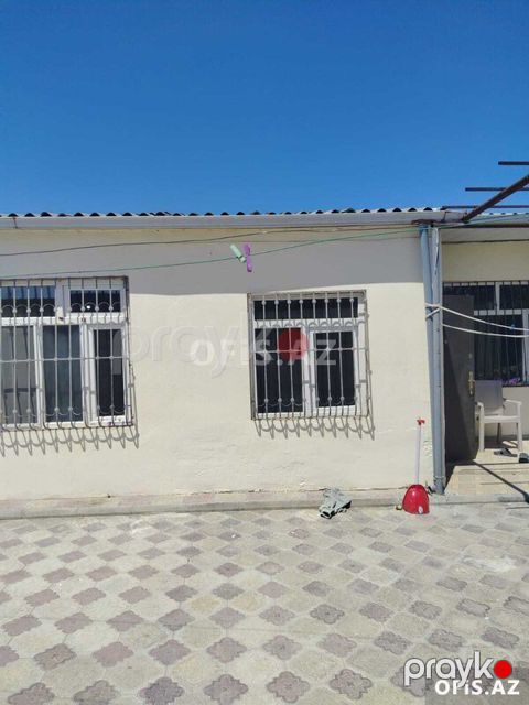 Köhnə tikili Satılır Suraxanı r., Suraxanı q., 3 otaq, 170 m² — Bakı