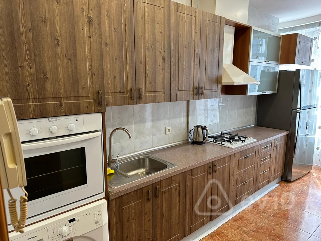 3 otaqlı mənzil, 120 m², 28 may metrosu — kirayə — Mənzil, Bakı (3)