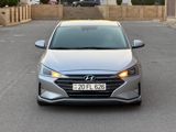 Hyundai Elantra, 2.0 L, 2019 il, 152 888 km — Автомобили