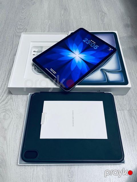 Apple iPad Air 11-inch m3 128gb yaddaş əla vəziyyətdə üzərində smart — Bakı