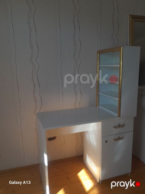 Düz masa, Stulsuz, Polkalı, Siyirməli, MDF — Bakı
