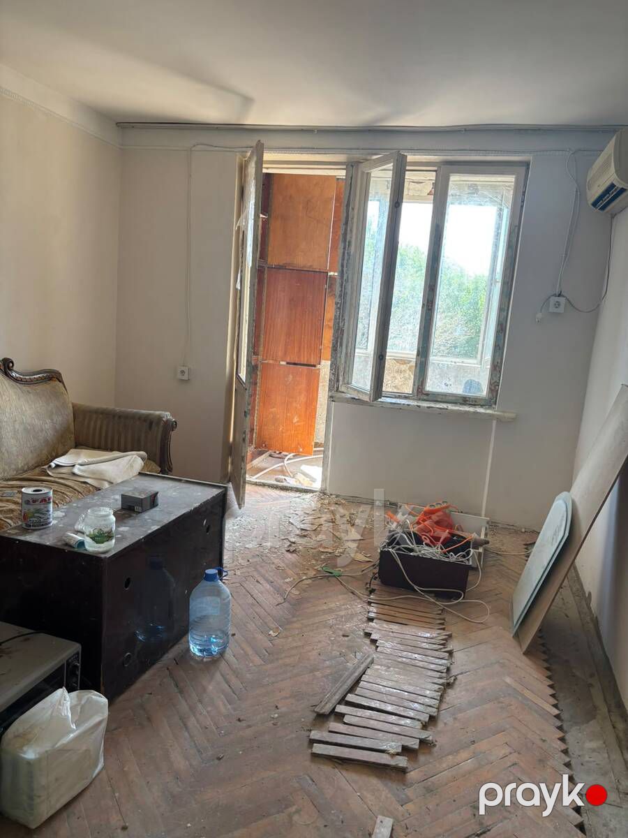 Satılır 2 otaqlı köhnə tikili 60 m² — Mənzil, Bakı (5)