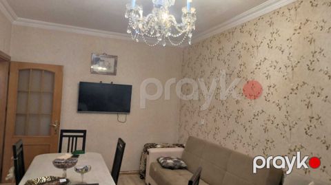 Satılır 2 otaqlı köhnə tikili 60 m² — Bakı