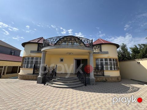 Satılır 8 otaqlı həyət evi/bağ evi 195 m² — Bakı