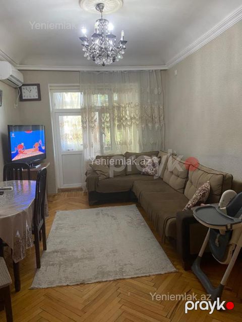 Satılır 4 otaqlı Bina evi menzil (Köhnə tikili), 70 m², Nizami rayonu — Bakı