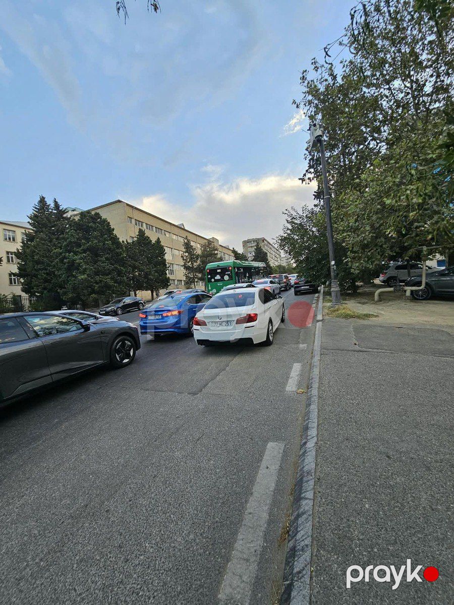 Satılır 2 otaqlı köhnə tikili 50 m² — Mənzil, Bakı (10)