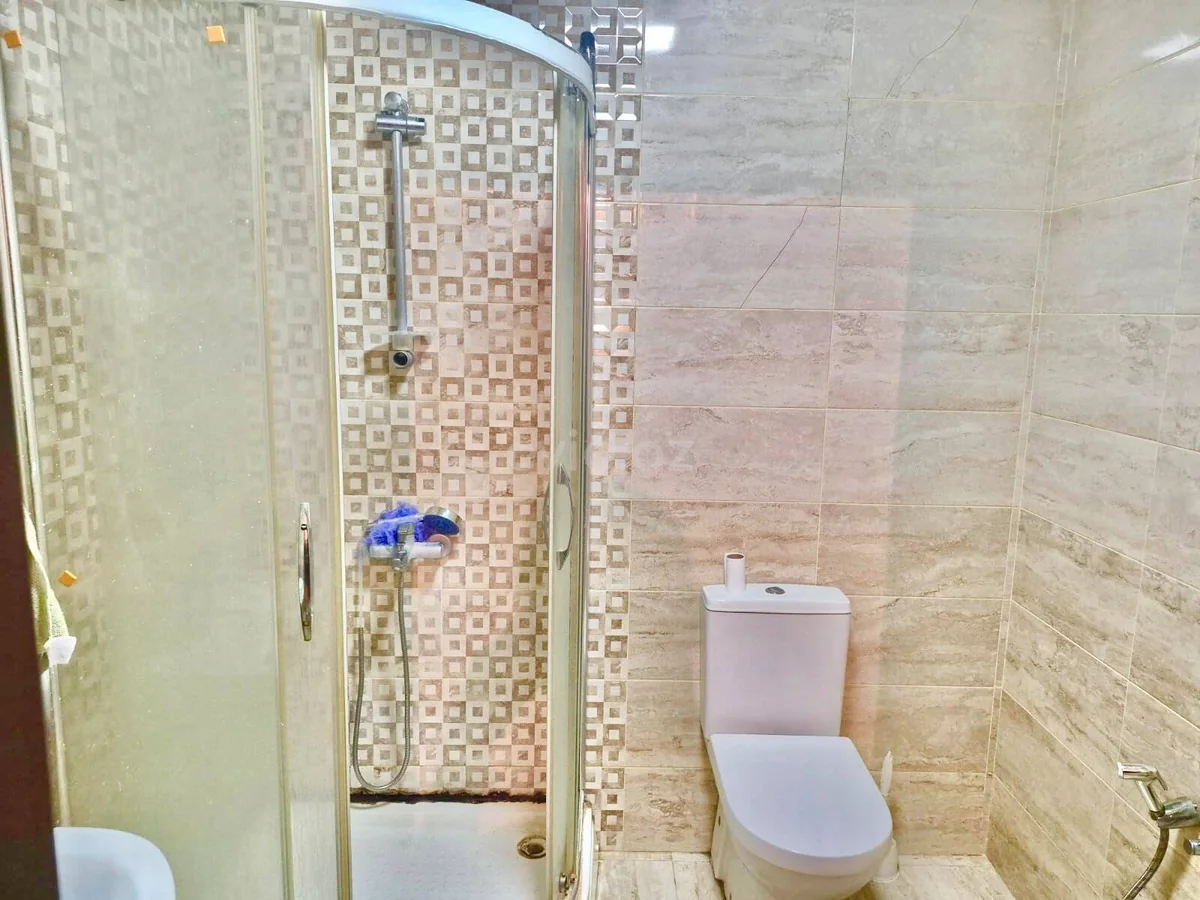 Kirayə 3 otaqlı mənzil 20 Yanvar metrosu yaxınlığında — Mənzil, Bakı (6)