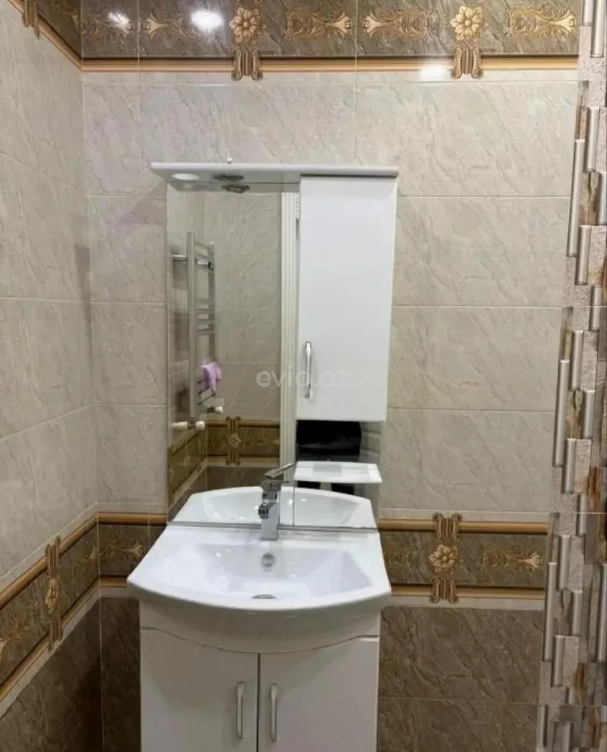 Kirayə 2 otaqlı mənzil Elmlər Akademiyası metrosu yaxınlığında — Mənzil, Bakı (8)