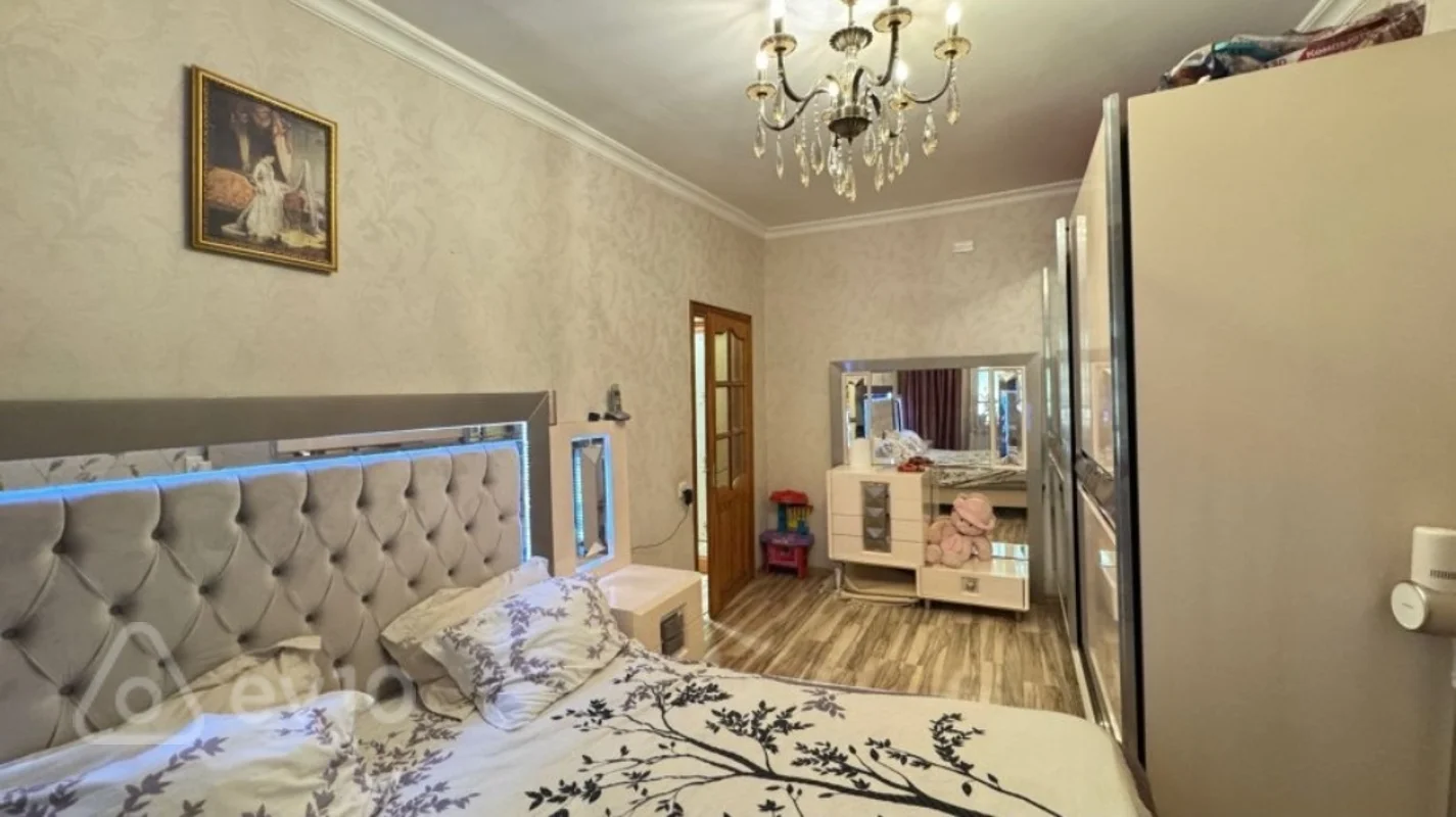 4 otaqlı mənzil, 90 m², Həzi Aslanov metrosunun yaxinligi — Mənzil, Bakı (7)
