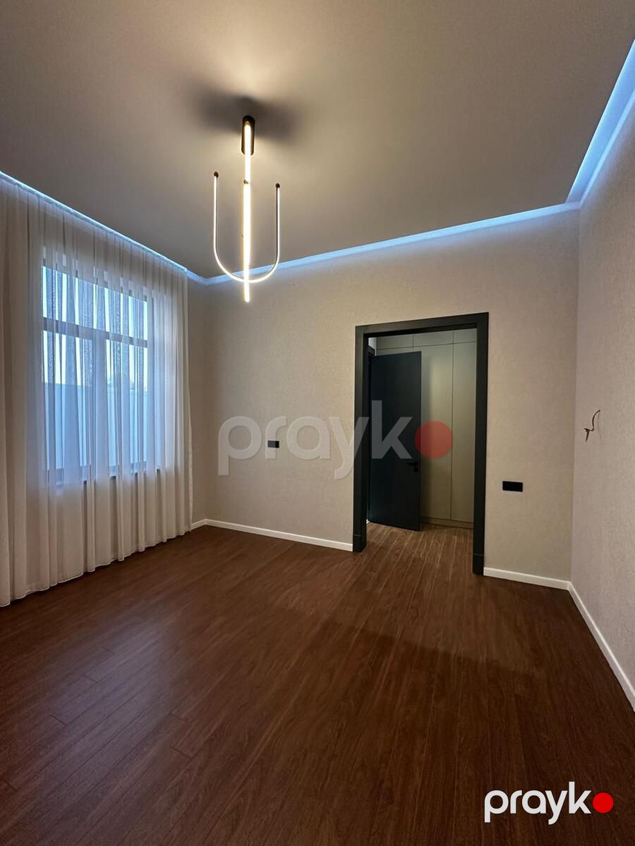 Satılır 5 otaqlı həyət evi/bağ evi 250 m² — Ev, villa, Bakı (11)
