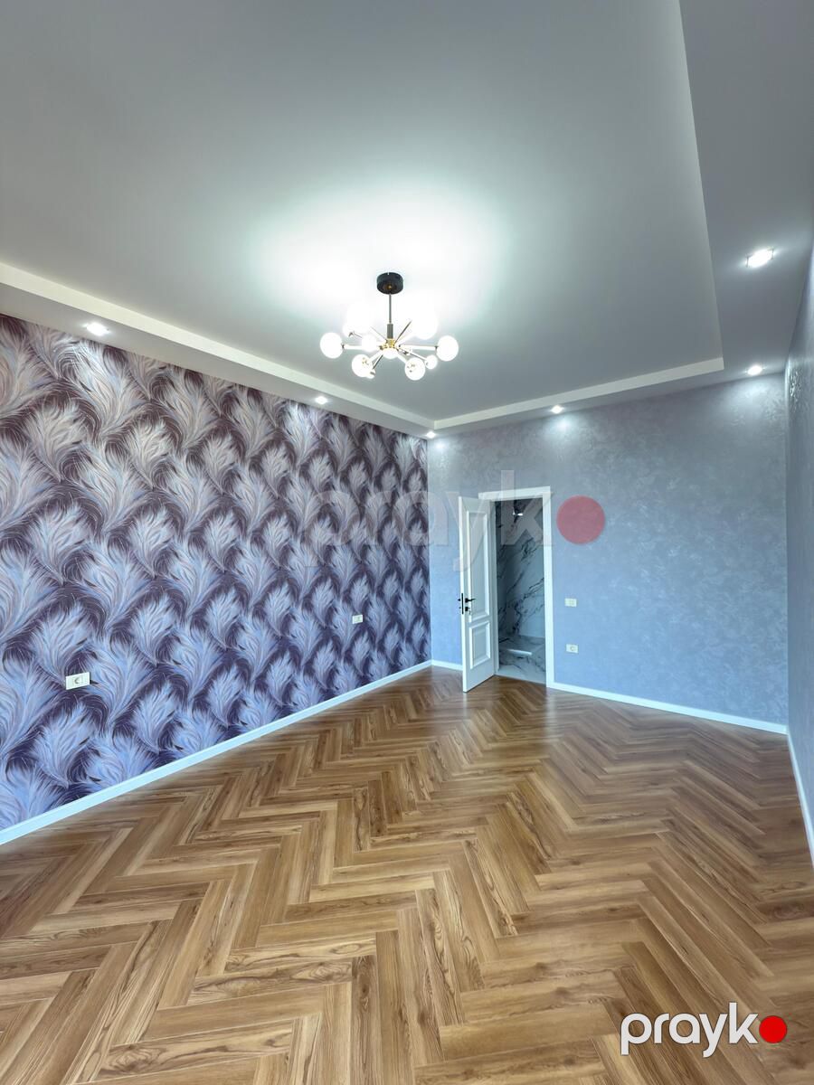 Satılır 4 otaqlı həyət evi/bağ evi 310 m² — Ev, villa, Bakı (11)