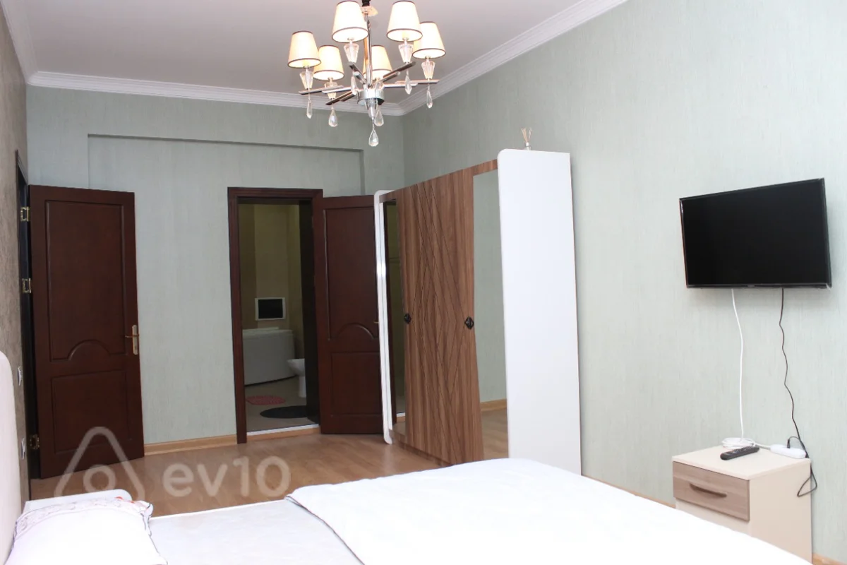 4 otaqlı mənzil, 216 m², Port Bakunun yaxınlığı — Mənzil, Bakı (11)