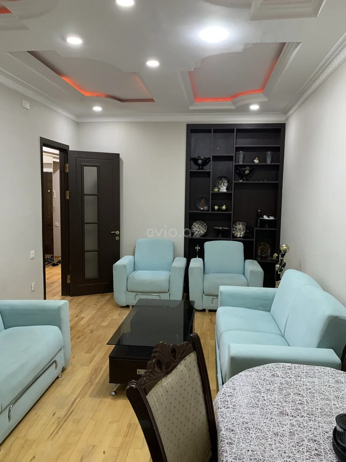 Kirayə 2 otaqlı mənzil 28 May metrosu yaxınlığında — Bakı