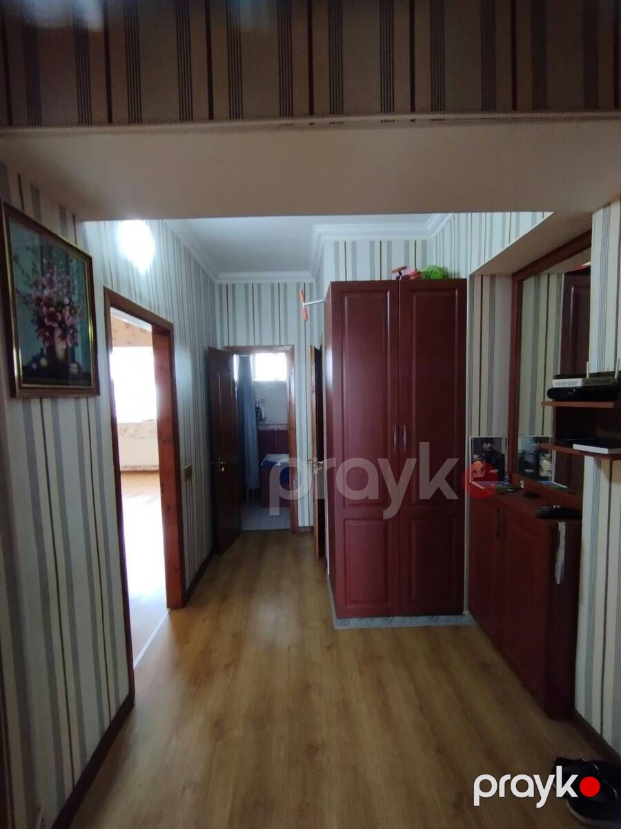 Satılır 2 otaqlı köhnə tikili 65 m² — Mənzil, Bakı (9)