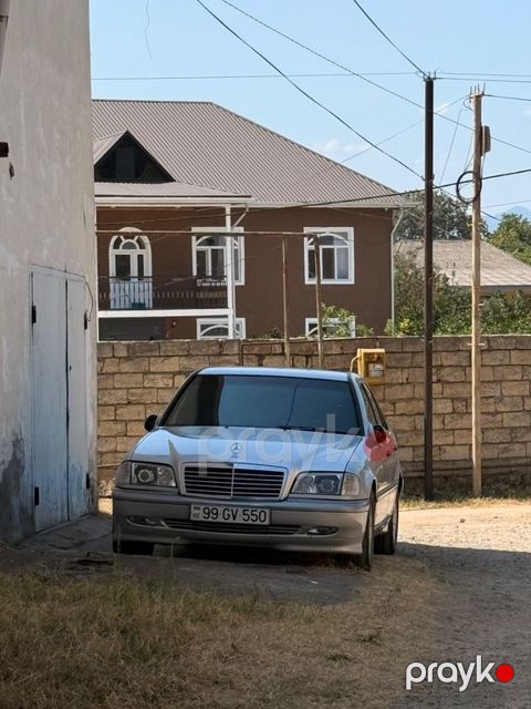 Mercedes C 200, 2.0 L, 1998 il, 288 888 km — Astara