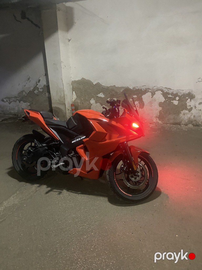 Bajaj Pulsar RS 200, 250 sm3, 2021 il, 25 000 km — Motosikletlər, Bakı (4)