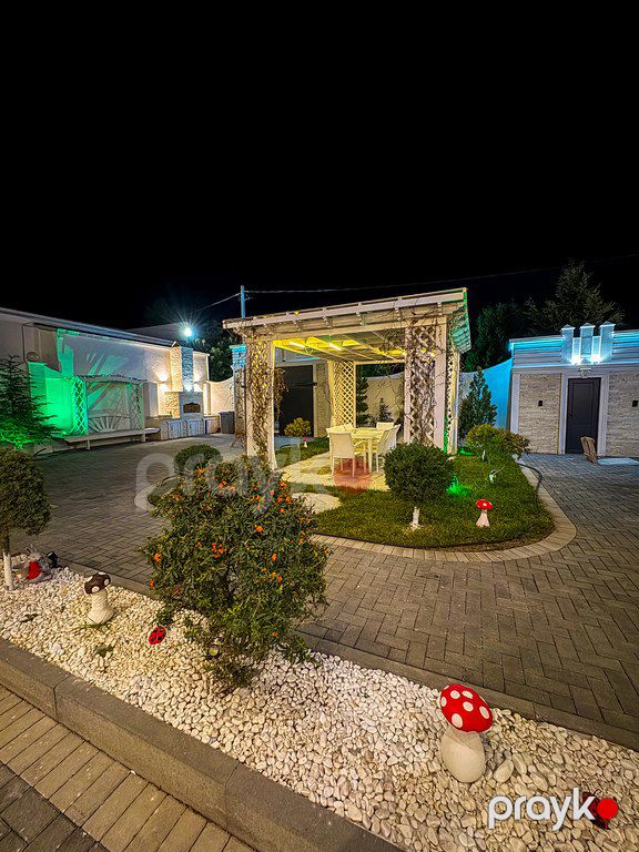 Satılır 5 otaqlı həyət evi/bağ evi 250 m² — Ev, villa, Bakı (3)