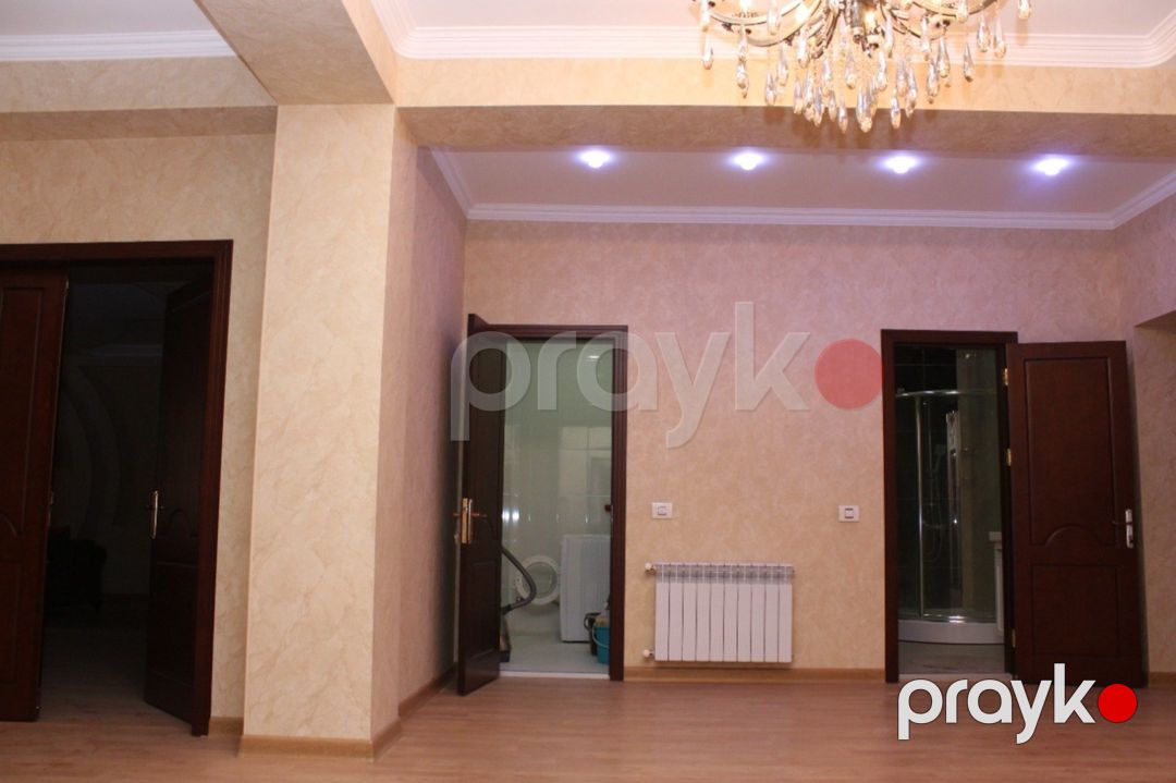 Satılır 4 otaqlı yeni tikili 216 m² — Mənzil, Bakı (8)