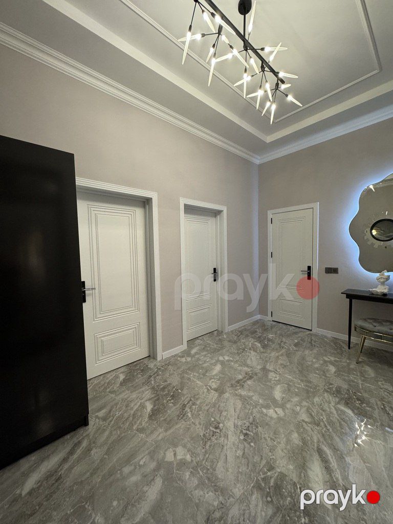 Satılır 5 otaqlı həyət evi/bağ evi 250 m² — Ev, villa, Bakı (9)