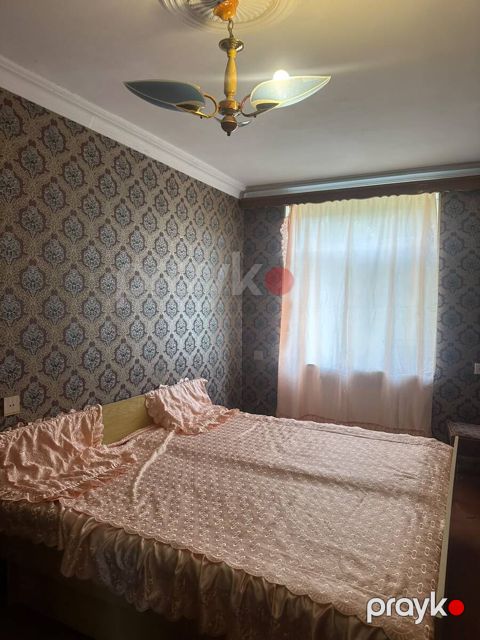 İcarəyə verilir 2 otaqlı köhnə tikili 65 m² — Bakı