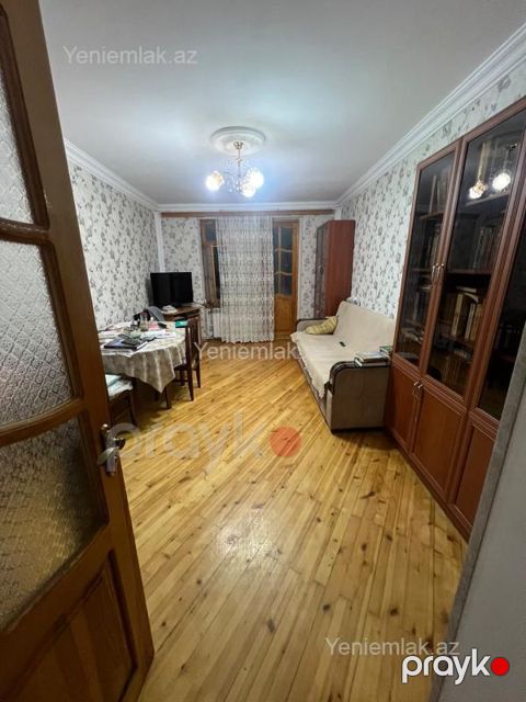 Satılır 3 otaqlı Bina evi menzil (Köhnə tikili), 74 m², 2-ci mikrorayon — Sumqayıt