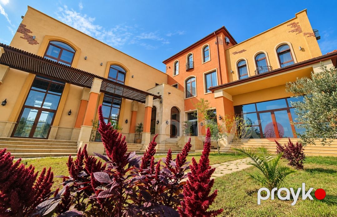 Villa, Badamdar qəs — Ev, villa, Bakı (2)