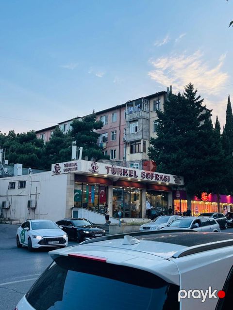 Satılır 2 otaqlı köhnə tikili 55 m² — Bakı