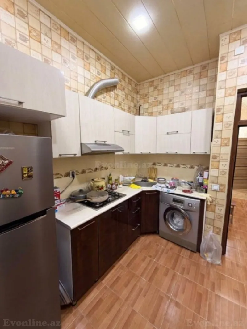 Satılır 3 otaqlı Mənzil Köhnə tikili 70 m² Bakı, Yasamal r., Elmlər Akademiyası m — Mənzil, Bakı (4)