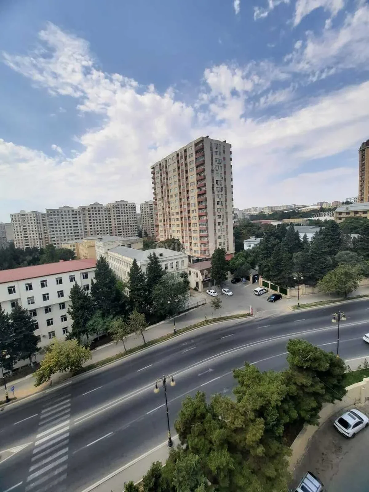 Kirayə 1 otaqlı mənzil Gənclik metrosu yaxınlığında — Mənzil, Bakı (7)